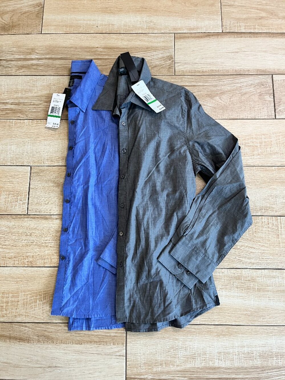 Mens NWT Kenneth Cole Bundle of 2 Buttons Ups - L